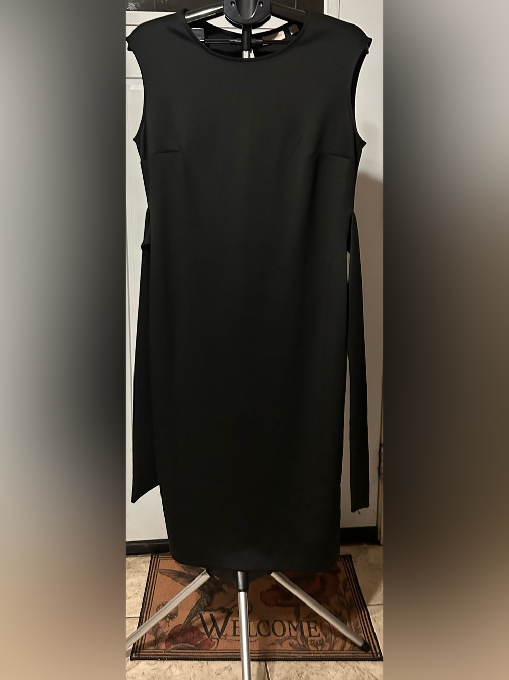 New York & Company Black Sleeveless Midi Sheath Dress Size L